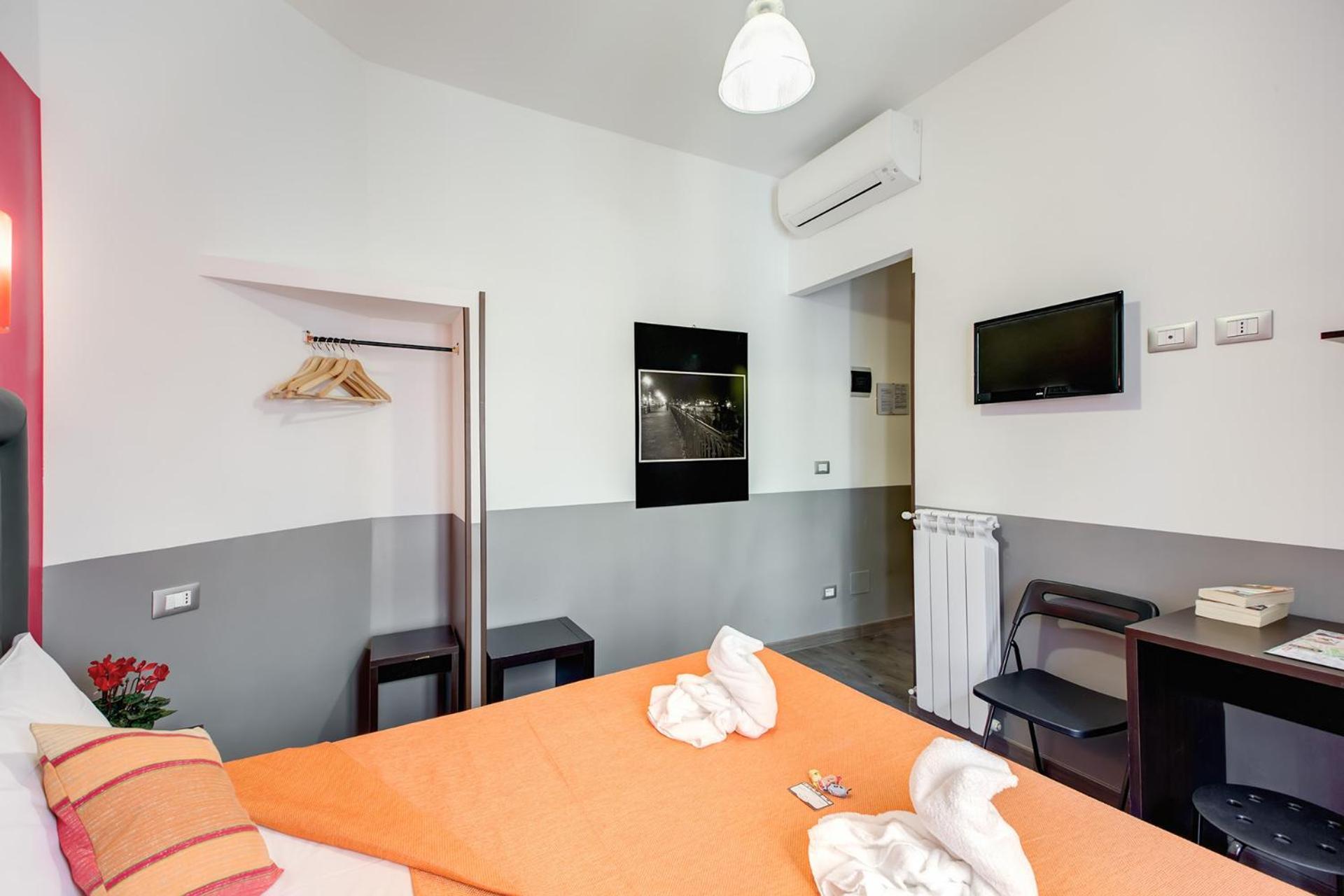 Mf Hotel Roma Exterior foto