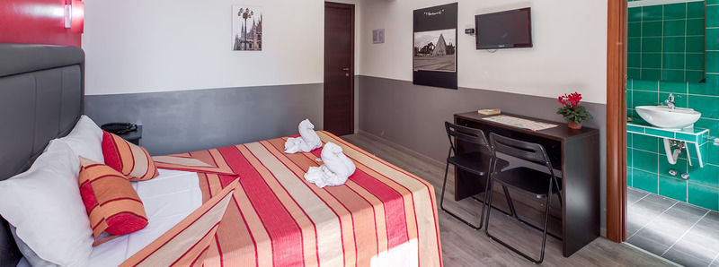 Mf Hotel Roma Exterior foto