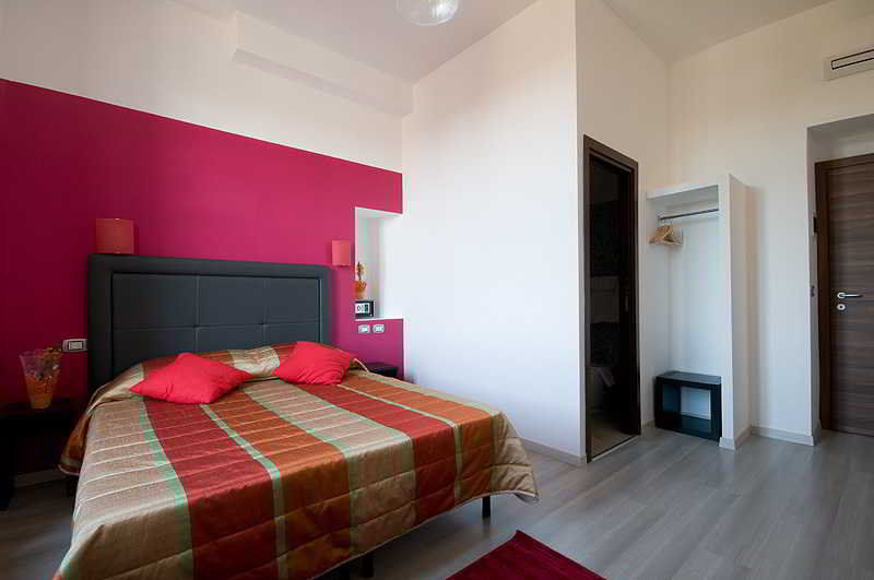 Mf Hotel Roma Exterior foto